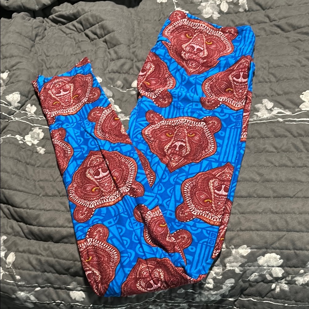 NWOT LuLaRoe Bear print - RARE